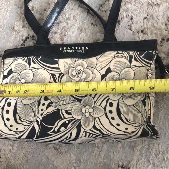 REACTION KENNETH COLE 5 PCS COSMETIC AND JEWELRY BAGS - Picture 6 of 15